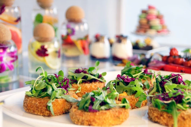 Wedding Caterers: Encore Catering 19