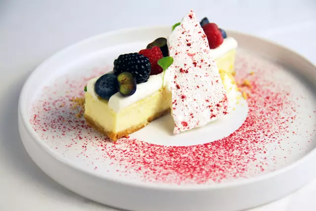 Wedding Caterers: Encore Catering 8