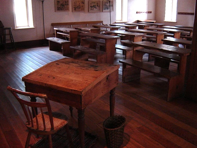 Special Event Venues: Enoch Turner Schoolhouse 12