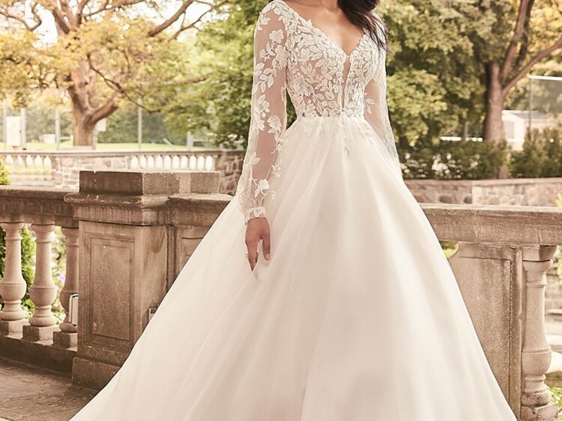 Wedding Dresses: Ferre Sposa Bridal Boutique