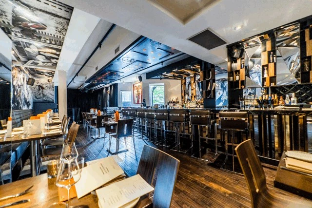 Figures Toronto, Toronto