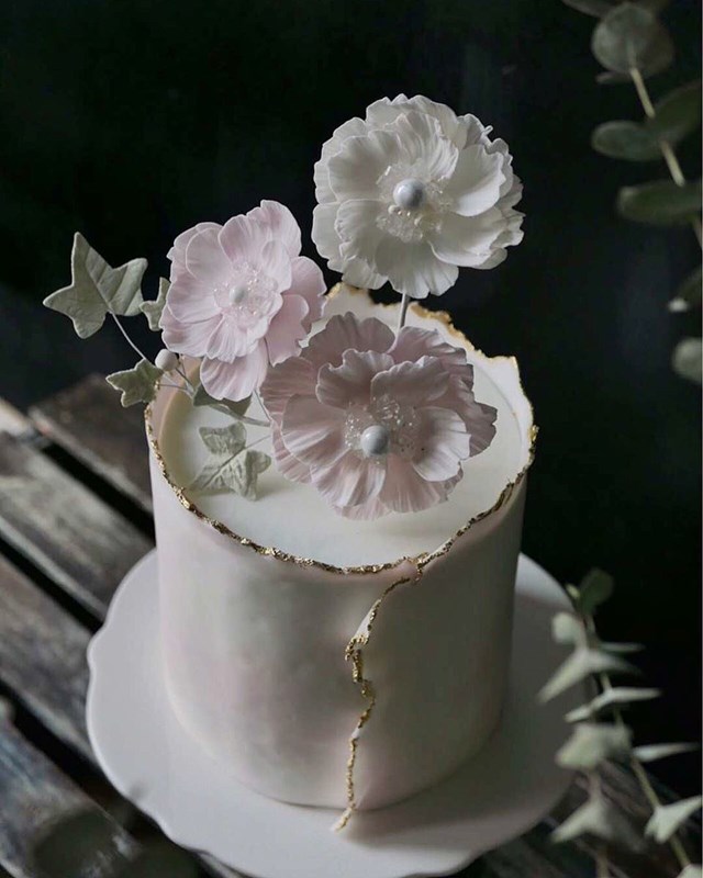 Wedding Cakes: Flour and Flower Cake Design 2