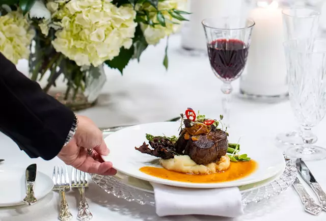 Full Service Caterers: Food Dudes 14