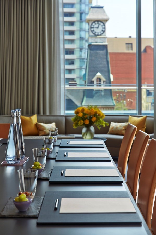 Hotels: Four Seasons Hotel Toronto 18