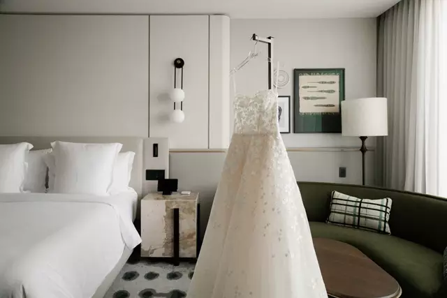 Hotels: Four Seasons Hotel Toronto 5