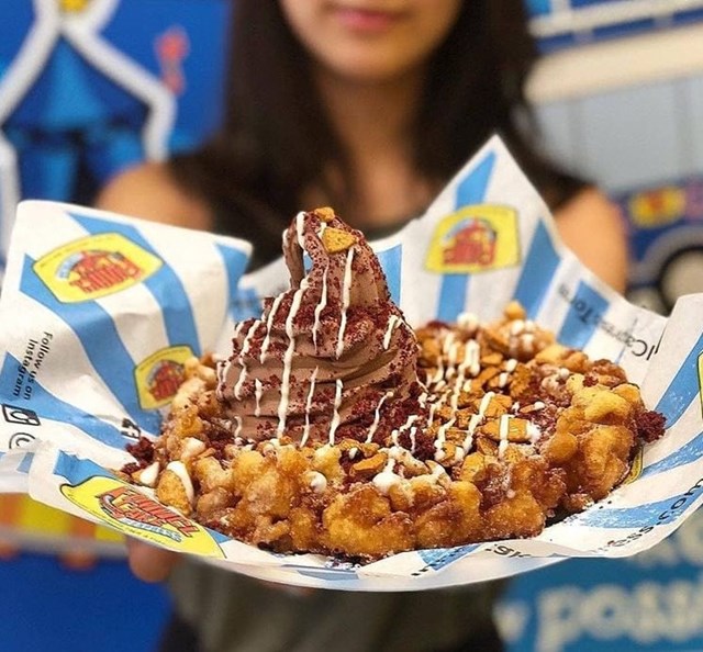 Food Trucks: Funnel Cake Express 6