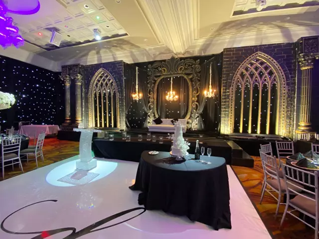 Banquet Halls: Grand Cinnamon Banquet & Convention Centre 6