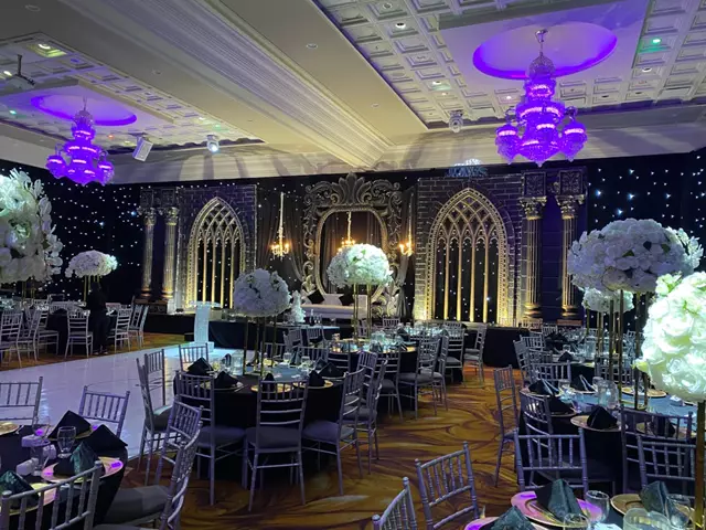 Banquet Halls: Grand Cinnamon Banquet & Convention Centre 5