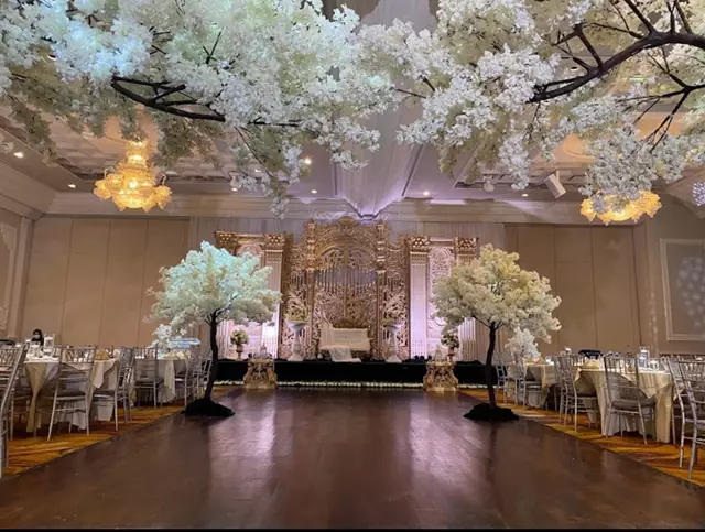 Banquet Halls: Grand Cinnamon Banquet & Convention Centre 7