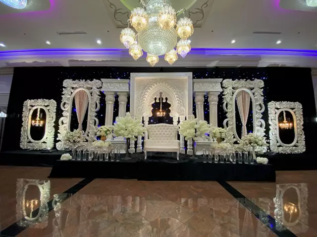 Banquet Halls: Grand Cinnamon Banquet & Convention Centre 10