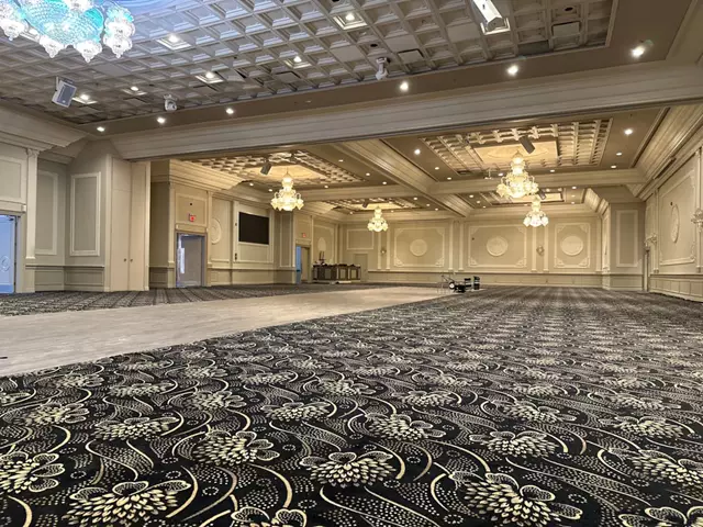 Banquet Halls: Grand Cinnamon Banquet & Convention Centre 11