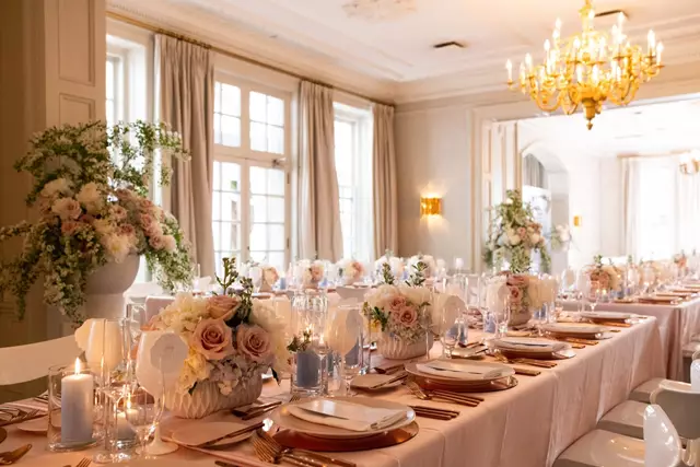 Mansions/Houses: Graydon Hall Manor 3