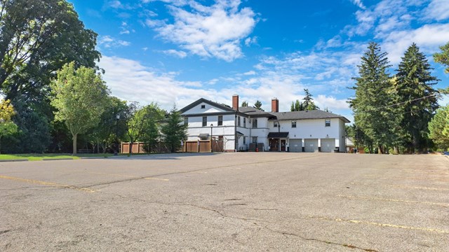 Mansions/Houses: Heintzman House 11