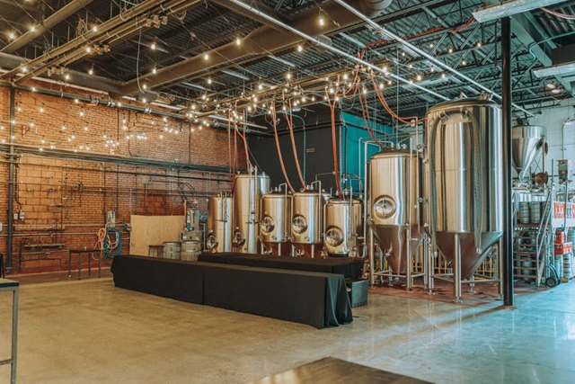 Breweries: Henderson Brewing Co. 7