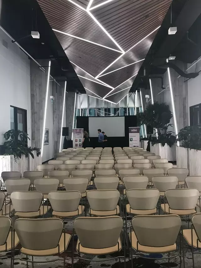 Special Event Venues: King York Terrace & Lounge 3
