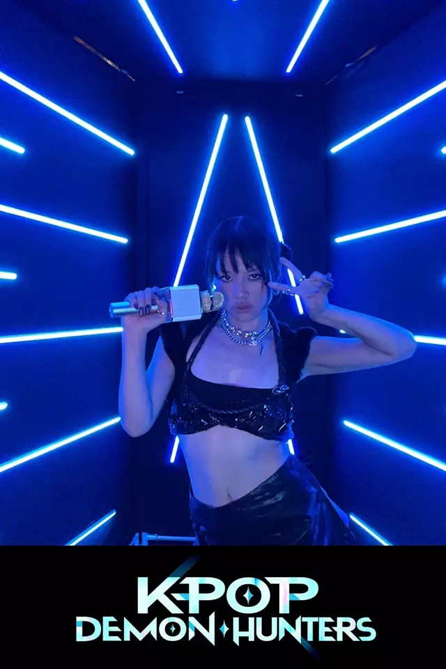 Photo Booths: LOL Photo Booth 4