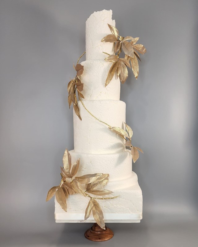 Wedding Cakes: Maison de Gateau 15