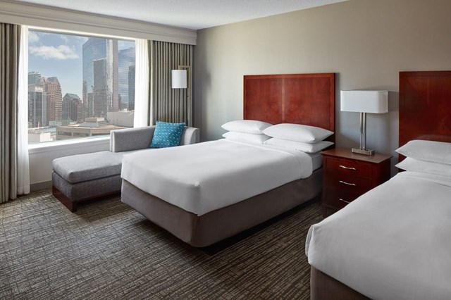 Hotels: Marriott Downtown at CF Toronto Eaton Centre 9