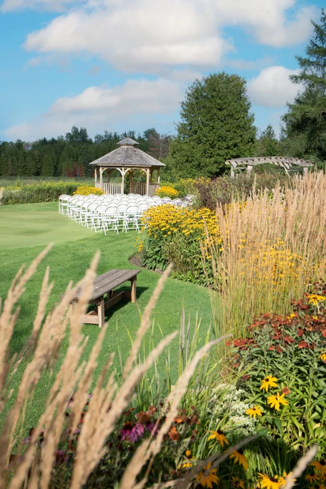 Golf & Country Clubs: Mill Run Golf Club 6