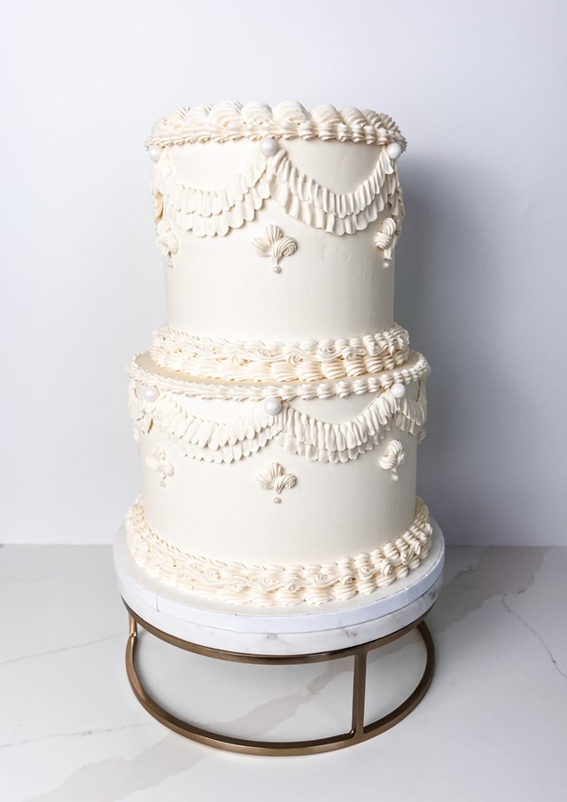 Wedding Cakes: Minnie’s Cakery 3