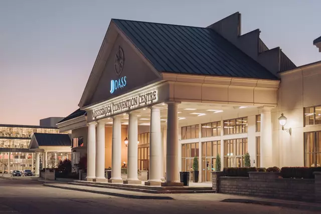 Banquet Halls: Mississauga Convention Centre 14