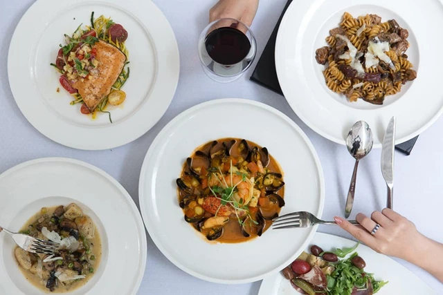 Restaurants: Modus Ristorante 15