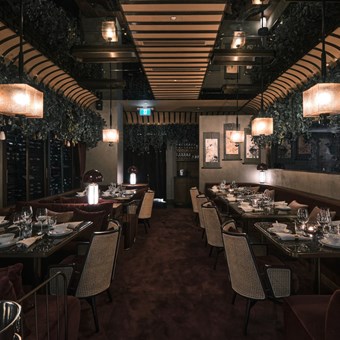 Restaurants: Mott 32 Restaurant 6