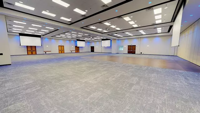 Banquet Halls: OE Banquet Hall 1