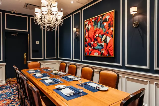 Restaurants: Oak Room 3