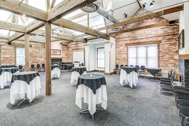 Conference Centres: Oakham House 1