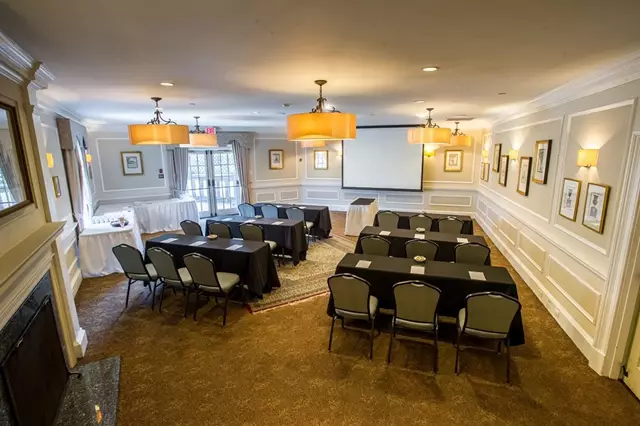 Special Event Venues: Old Mill Toronto 4