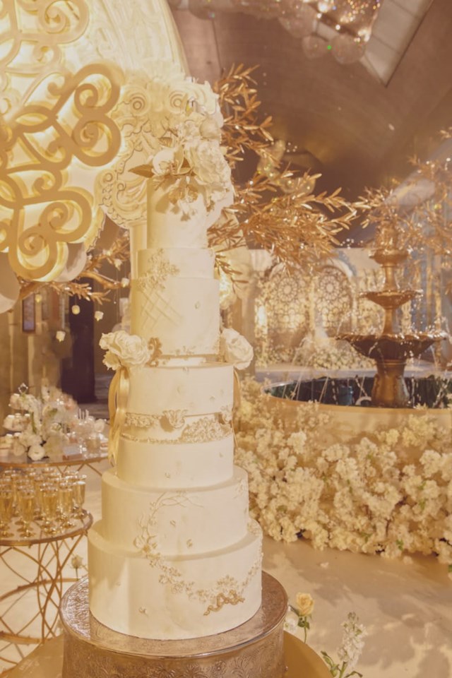 Wedding Cakes: Olivia Yang Cake Studio 27