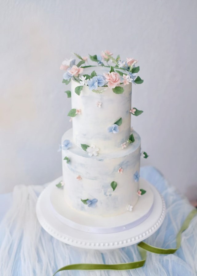 Wedding Cakes: Olivia Yang Cake Studio 16