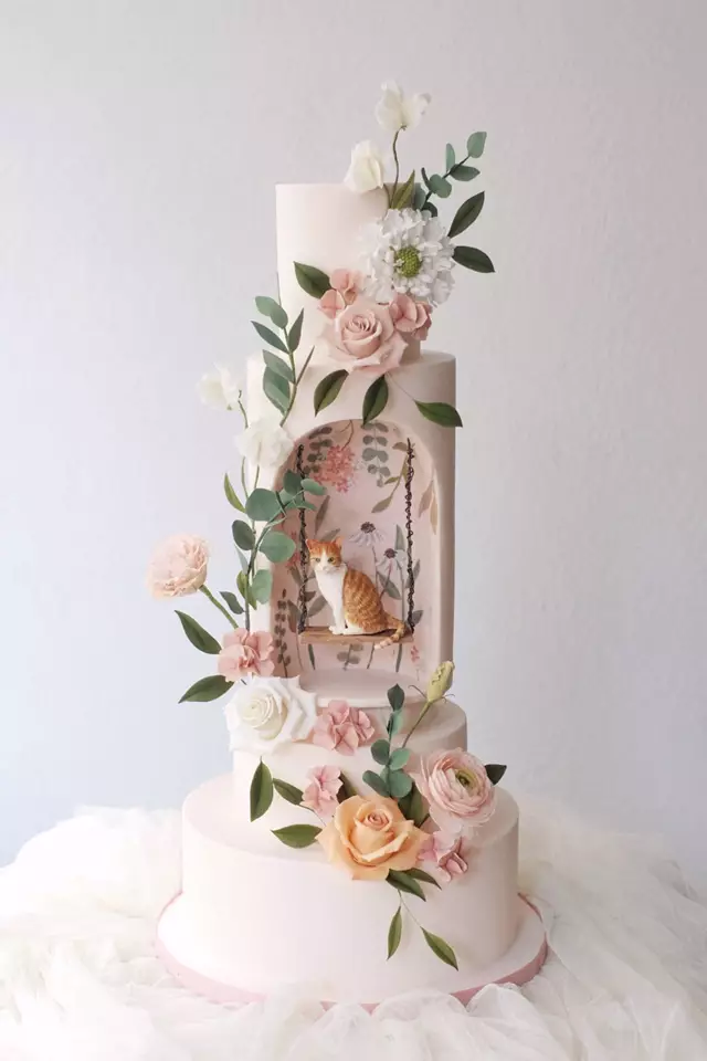 Wedding Cakes: Olivia Yang Cake Studio 4