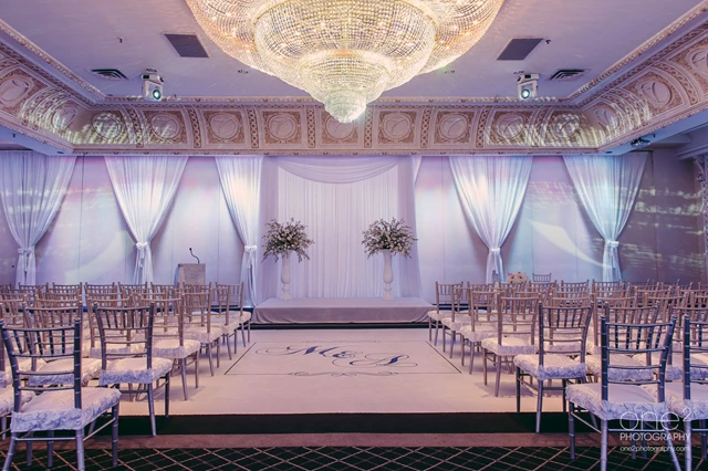 Banquet Halls: Paradise Banquet & Convention Centre 3