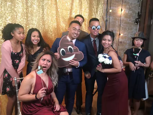 Photo Booths: Picturegram Photobooth 3