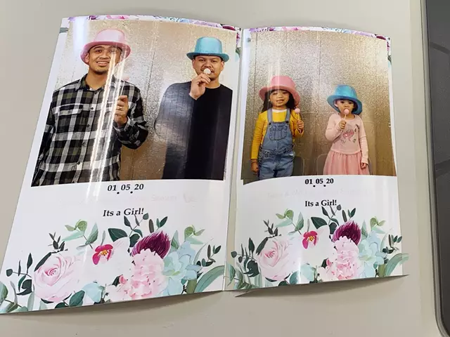 Photo Booths: Picturegram Photobooth 1