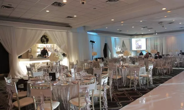 Banquet Halls: President Convention Centre 5