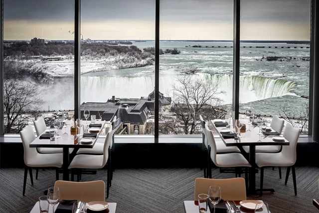 Restaurants: Ruth's Chris Steakhouse Niagara Falls 18