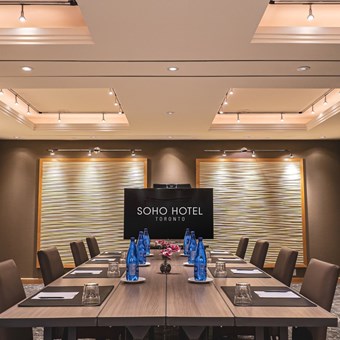 Hotels: SoHo Hotel Toronto 6