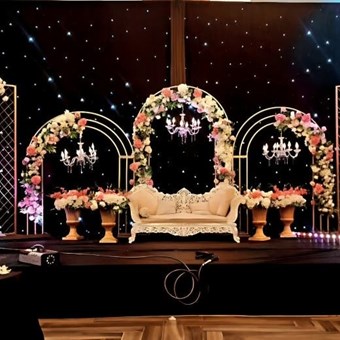 Event Décor: Source Wedding and Party Service 21