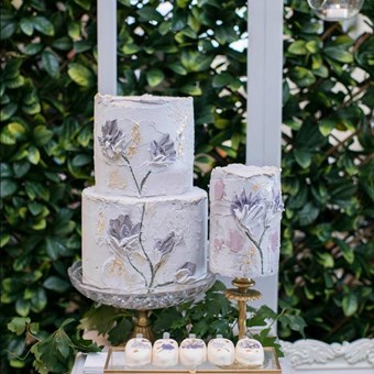 Wedding Cakes: Sweet Celebrations 4