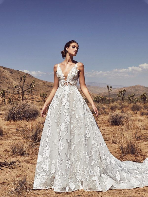 Wedding Dresses: The Bride's Project 4