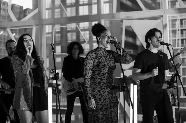 Live Music & Bands: The Brightside 5