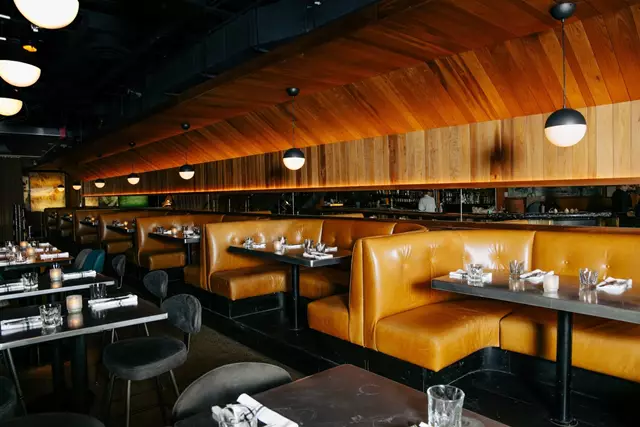 Hotels: The Drake Hotel 2