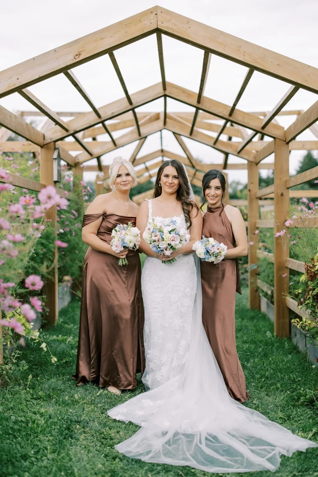 Barn Venues: The Fieldstone Barn 21