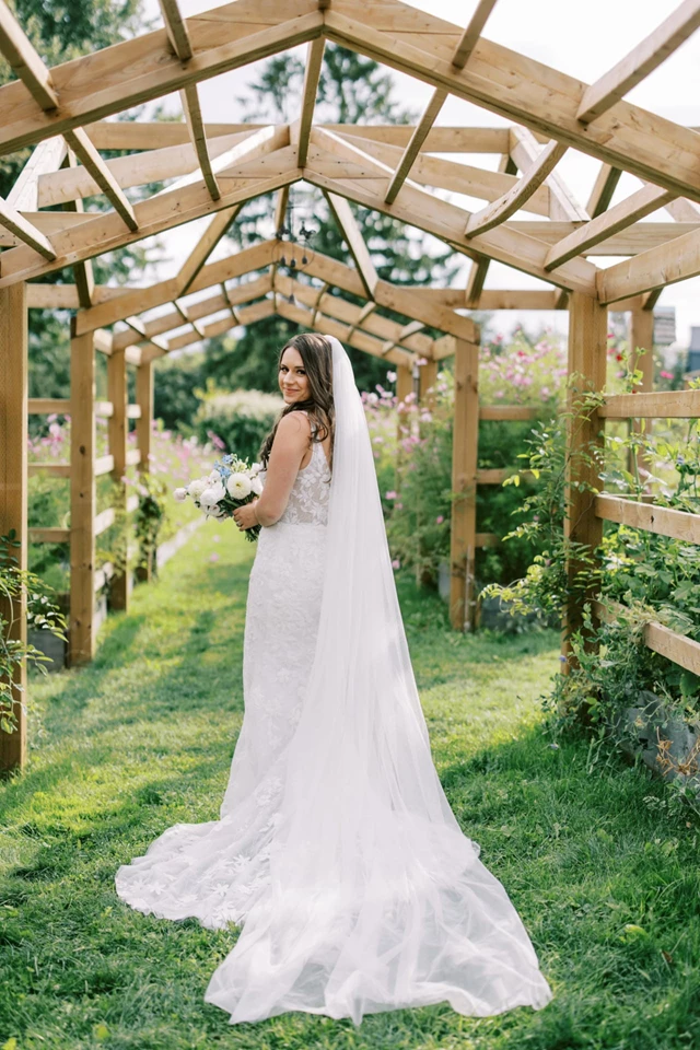 Barn Venues: The Fieldstone Barn 20