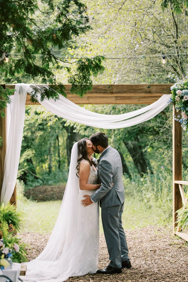 Barn Venues: The Fieldstone Barn 17