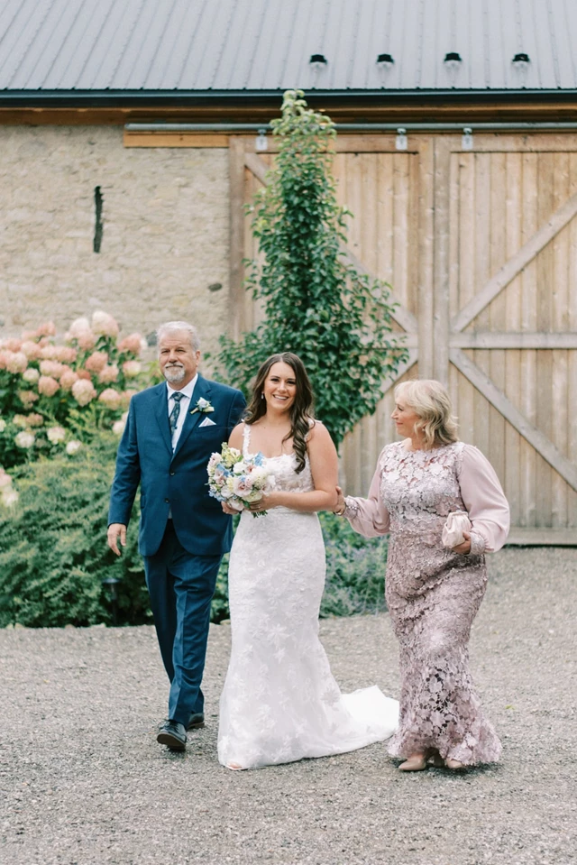 Barn Venues: The Fieldstone Barn 10