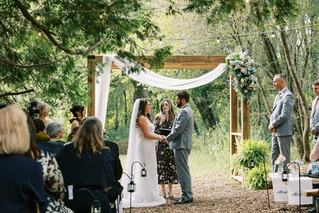 Barn Venues: The Fieldstone Barn 9